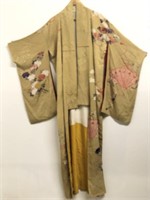 Japanese Yukata Kimono Floral Motif