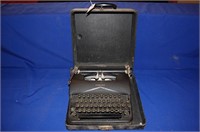 Corona Typewriter With Case