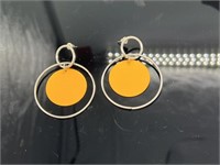 Silver Circle w Yellow Earrings