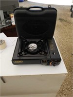 Portable gas stove with case