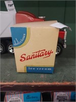 Sani-Dairy ice cream box
