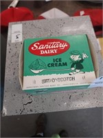 Sani-Dairy ice cream 1 pint