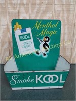 VTG METAL KOOL GIGARETTE METAL PENGUIN DISPLAY