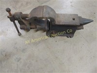 ANTIQUE 45 LBS ANVIL VISE