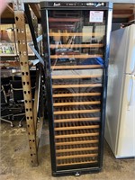Avanti Wine Cooler ASIS - Needs Repair
