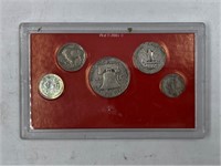 Treasury of American coins with silver Franklin, W