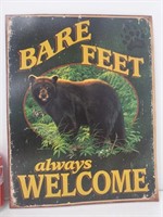 Panneau "Bare Feet Always Welcome" en fer-blanc