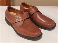 Size 11 Dr Comfort shoes