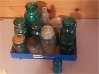 Miscellaneous jars and insulator
