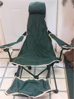 Like new Ozark Trail folding lounge chair with