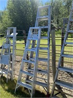 2 Ladders, 1 - 10' & 6' Aluminum Step Ladder