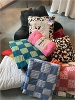 Asst Quilted Throws, Pillows & Afghan
