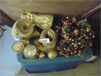 Gold Christmas Decor