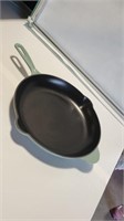 PC ENAMELED CAST IRON PAN