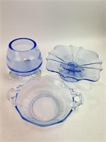 Set of 3 Cambridge blue glass dishes