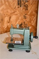 Betsy Ross Child Sewing Machine