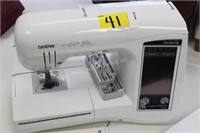 Brother Laura Ashley Sewing Machine NX2000