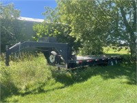 5th Wheel Trailer