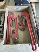 4 PIPE WRENCHES