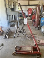 Snap-On 2 1/2 Ton Floor Jack