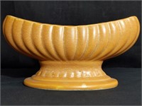 Hull U.S.A. pottery planter. 9"W x 3.5"D x