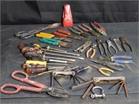 Box of assorted tools: wire cutters/strippers