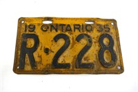 1935 Ontario License Plate
