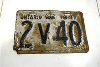 1947 Ontario License Plate
