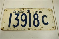 1949 Ontario License Plate