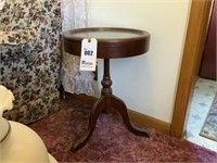 Unique Round Table With Glass Display Top