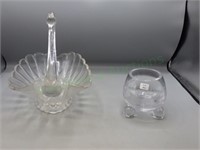 Pair of Beautiful Glassware - Swan and Bowl