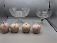 Set of 2 Clear Glass Footed Bowls w/ 4 Apples
