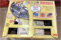 Ho Scale Toys R Us Express Train Set