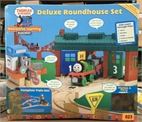 Thomas & Friends Deluxe Round House Train Set