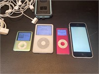 4 Apple Devices, iPod Nano 2nd & 3rd, Classic 5th