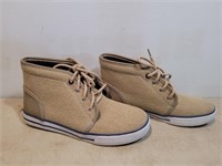 IC Nautica Canvas Youth Shoes Size 4