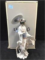Lladro Porcelain Figurine In Original Box.  6396