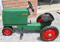 Oliver Row Crop 70 pedal tractor