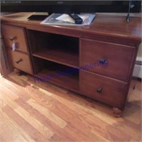TV STAND 24"TX47.5"LX19.5"D