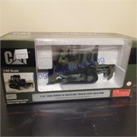 CAT D8R SERIES II MILITARY TRAC-TYPE TRACTOR 1:50
