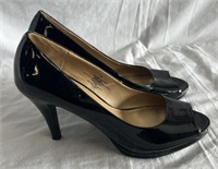 Size 8.5 Merona Black Heels - YE