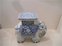 Vtg Blue/white ceramic elephant plant stand 11in t