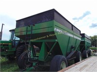 BRENT 600 GRAVITY WAGON WITH BRAKES GOOD TIRES