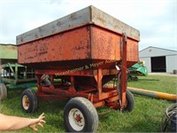 FICKLIN 231 GRAVITY WAGON ON CASE GEAR WITH AUGER