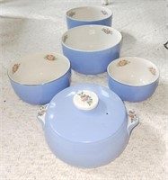Hall's Nesting Mixing Bowls, Covered Casserole
