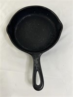 Wagner ware Sydney cast iron frying pan 0