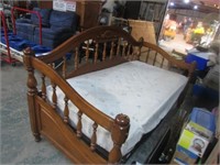 PINE DAY BED