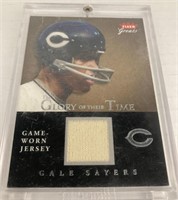 (M) gale sayers game jersey card fleer greats no