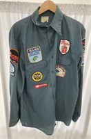 (S) vintage fisherman’s shirt with patches J.C.