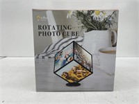New in Box Brilliant Ideas Rotating Photo Cube